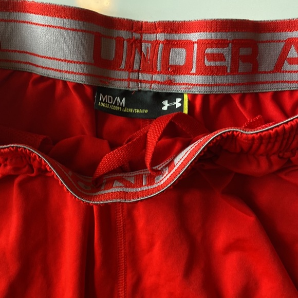 Red under armour shorts - Picture 2 of 3